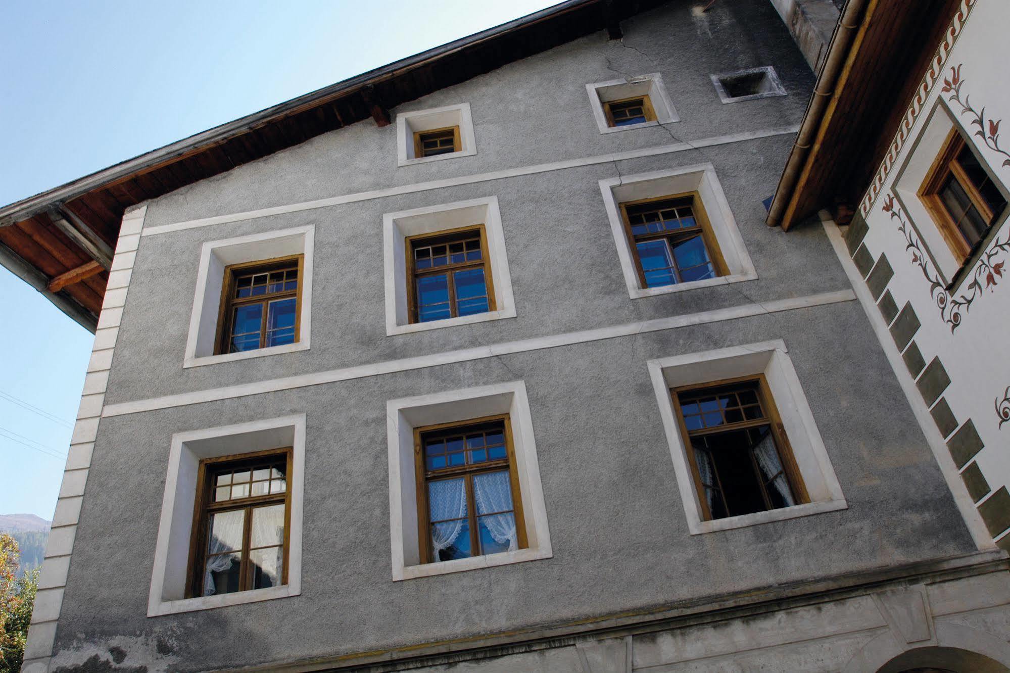 Sta-Maria Youth Hostel Santa Maria Val Muestair Zewnętrze zdjęcie